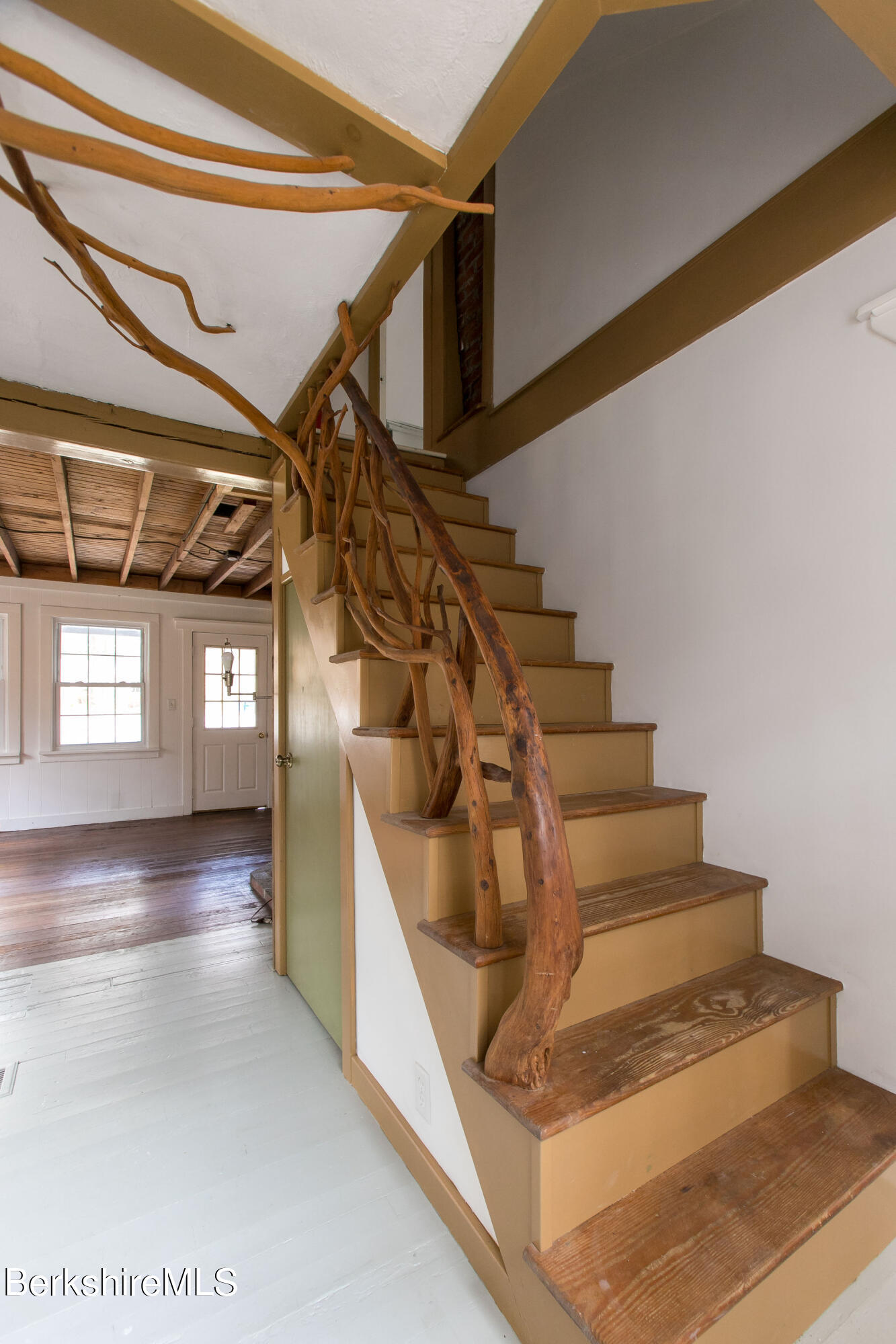 935 Ashley Falls Road Sheffield, MA 01222 - Photo 11 of 33 Craftsman Stairs
