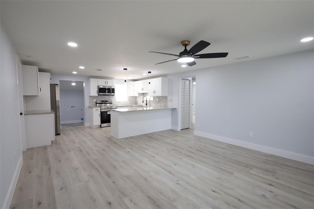 505 Clearfield Road Brandon, FL 33511 - Photo 12 of 40