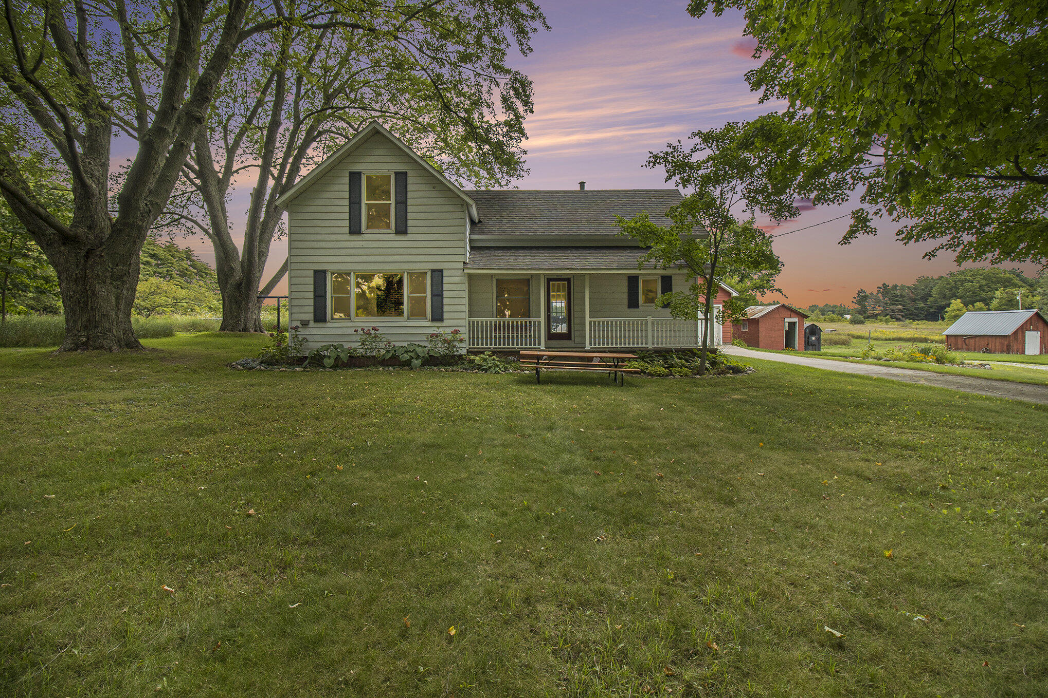 1118 East Park Road Rothbury, MI 49452 - Photo 37 of 50 625a1443-twilight