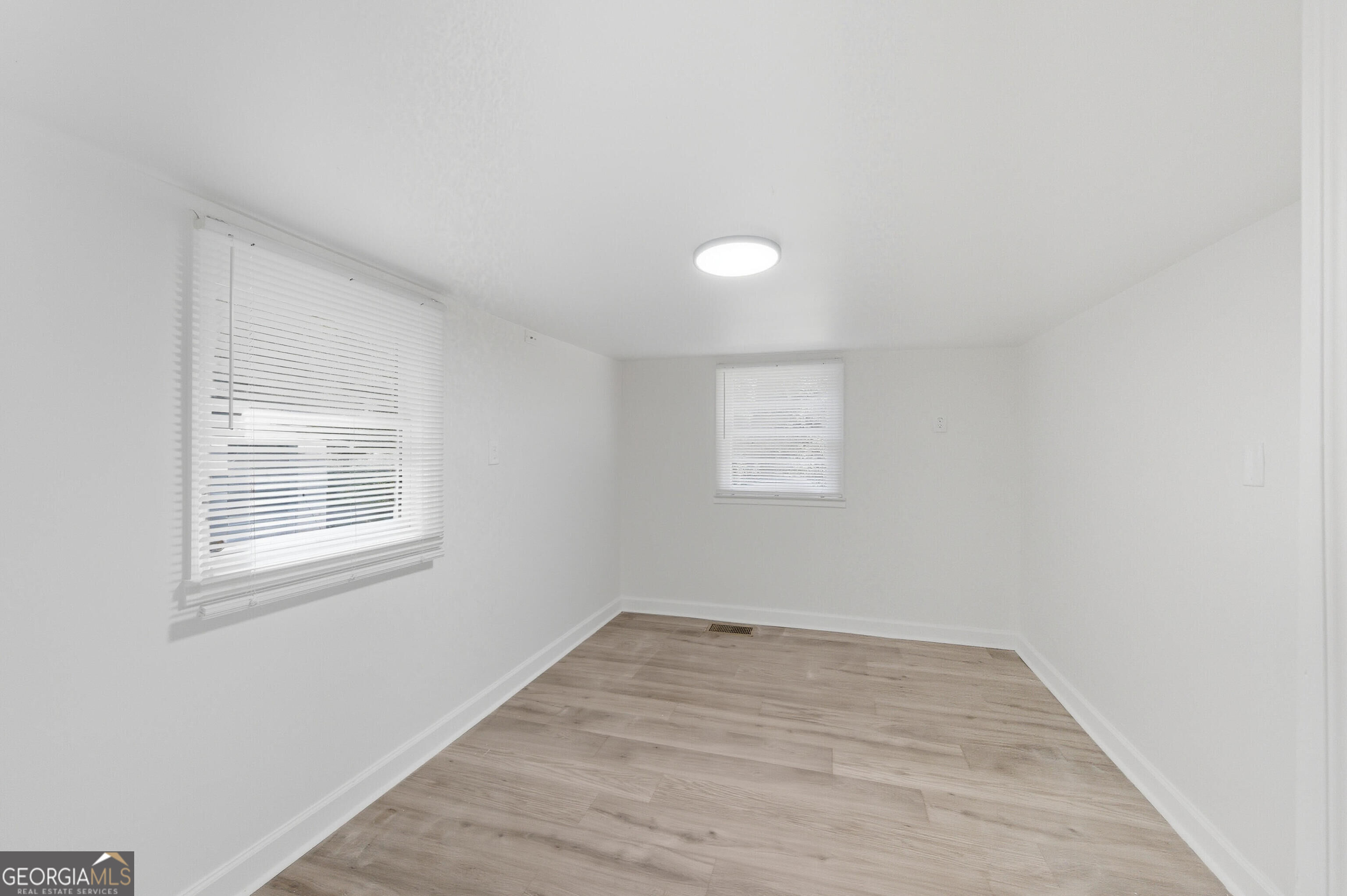 3192 Oakcliff Road Northwest Atlanta, GA 30311 - Photo 17 of 28 Gallery Image 17