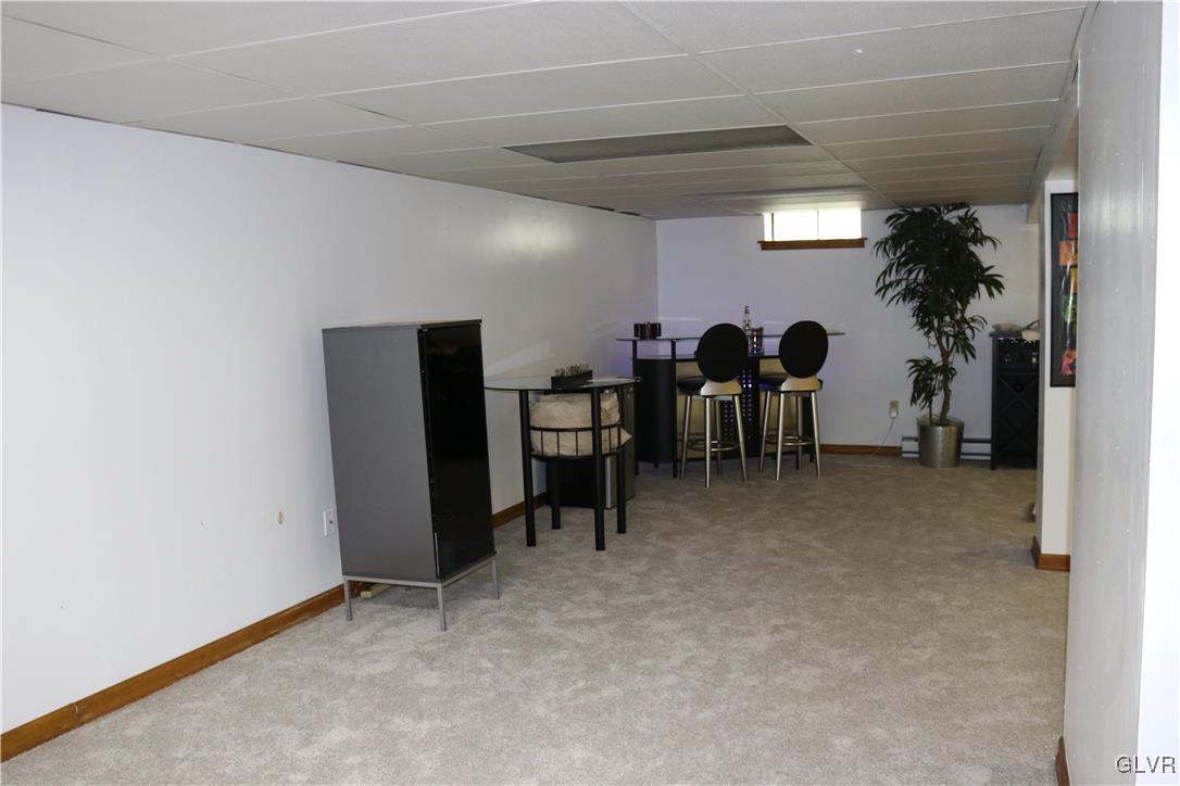 1286 Country Club Road Allentown, PA 18106 - Photo 20 of 29 Gallery Image 20