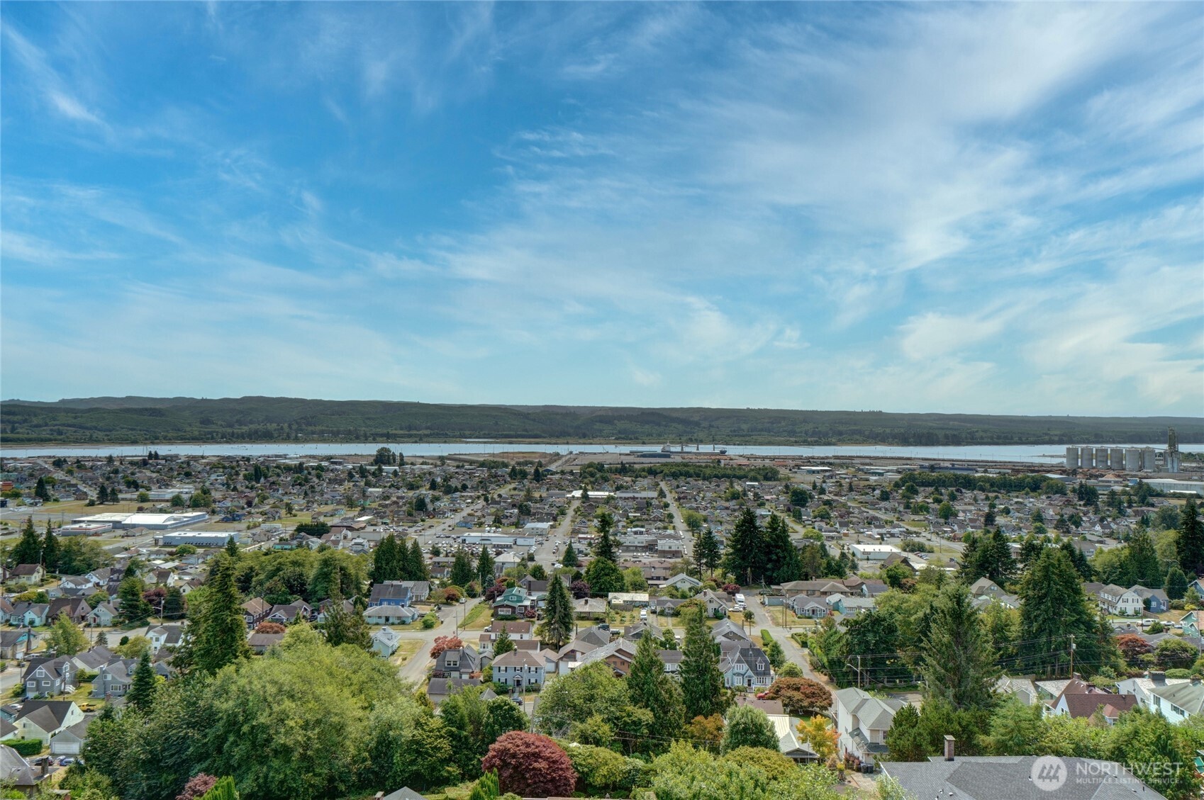 1823 Sam Benn Lane Aberdeen, WA 98520 - Photo 4 of 21