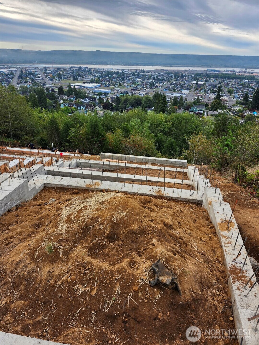 1823 Sam Benn Lane Aberdeen, WA 98520 - Photo 7 of 21