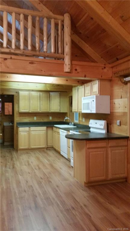 378 Brandywine Road, Unit 213 Waynesville, NC 28786 - Photo 17 of 24