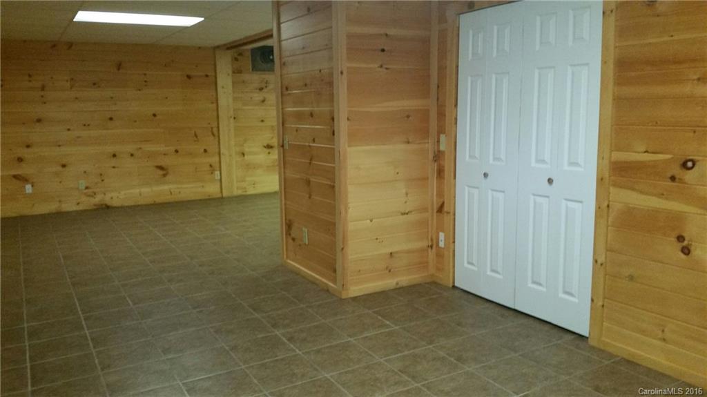 378 Brandywine Road, Unit 213 Waynesville, NC 28786 - Photo 22 of 24