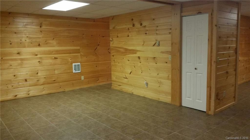 378 Brandywine Road, Unit 213 Waynesville, NC 28786 - Photo 23 of 24