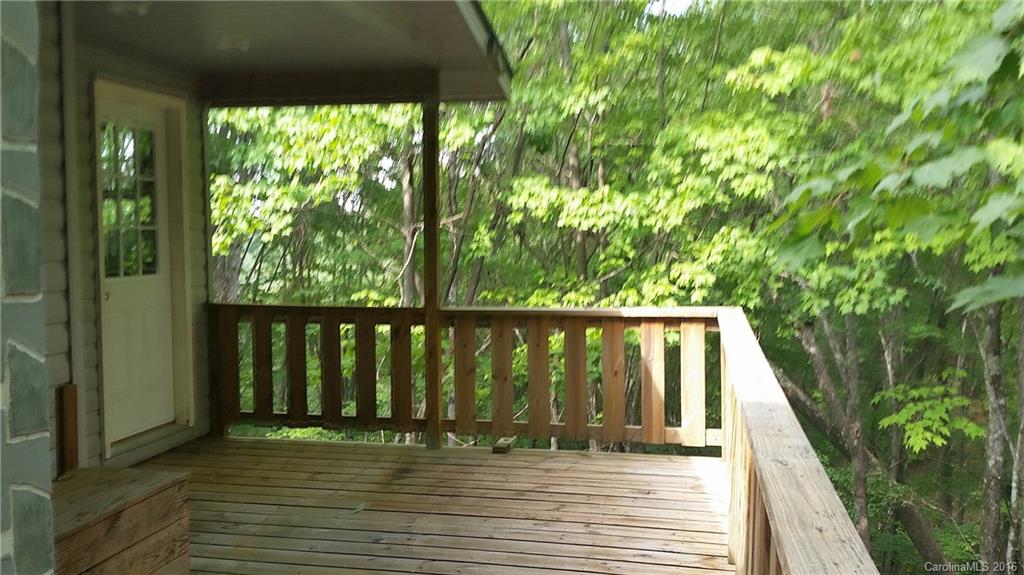 378 Brandywine Road, Unit 213 Waynesville, NC 28786 - Photo 10 of 24