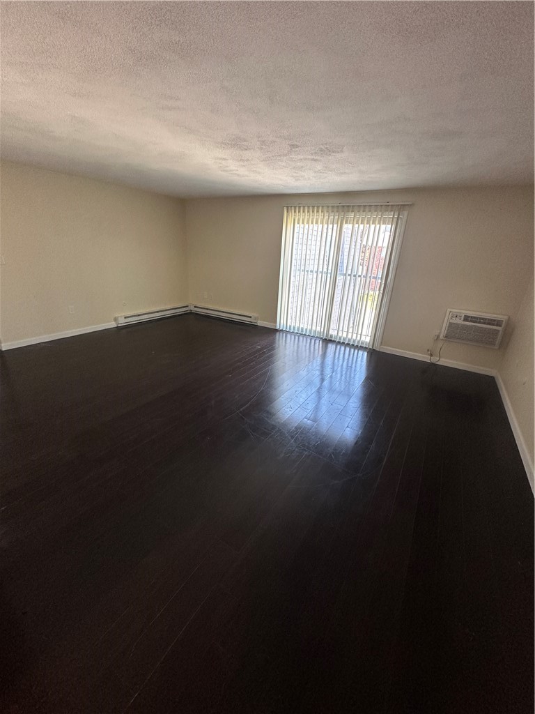 300 Smithfield Road, Unit 312 North Providence, RI 02904 - Photo 3 of 16 Living room