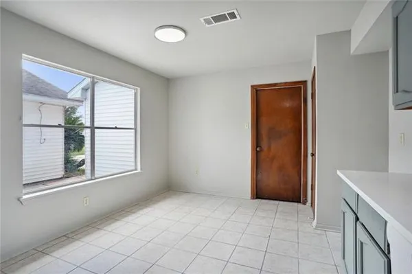 $202,900 | 2020 Stall Drive, Harvey, LA 70058