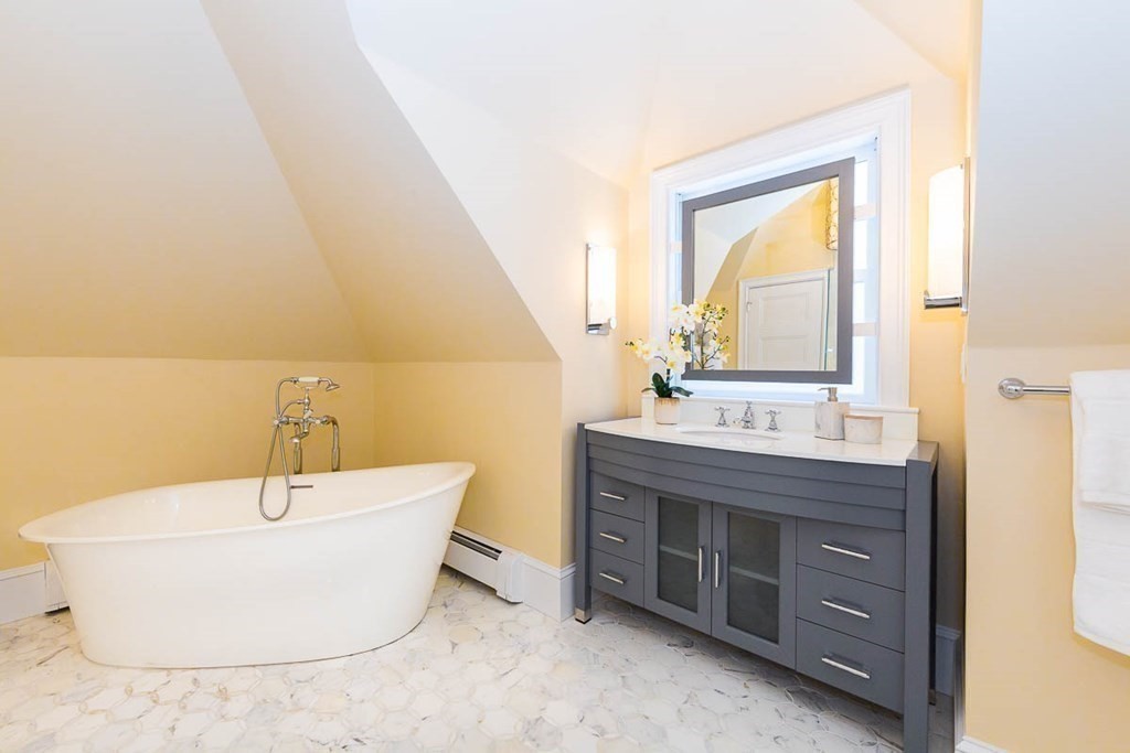 15 Boylston Road Newton, MA 02461 - Photo 34 of 41 Gallery Image 34