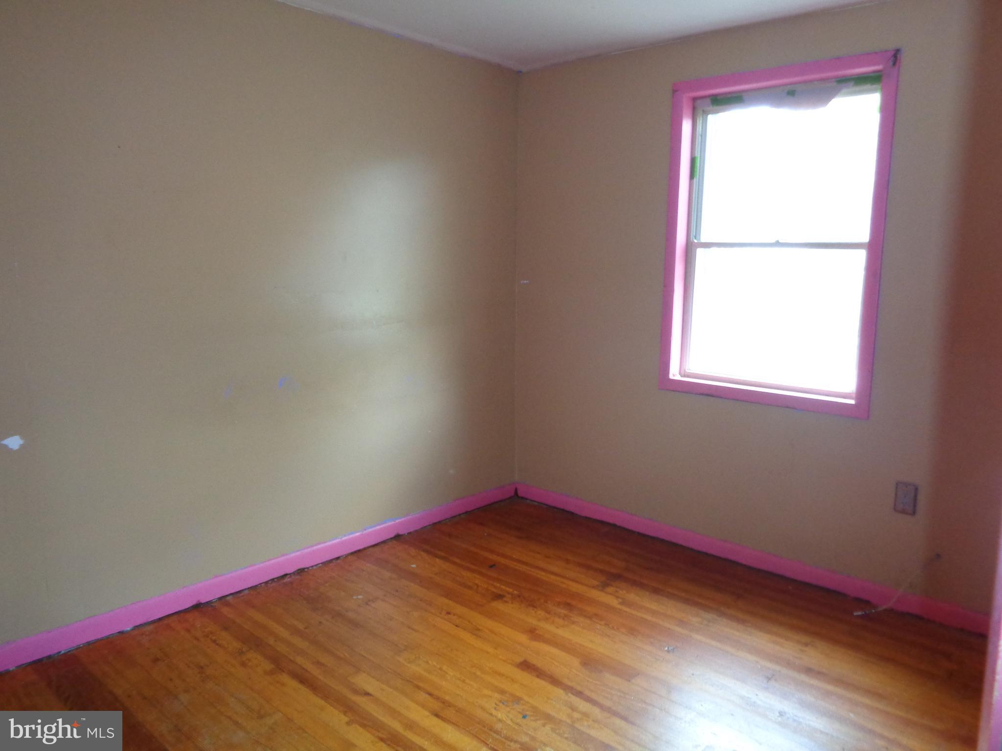 7044 Dunbar Road Baltimore, MD 21222 - Photo 6 of 12