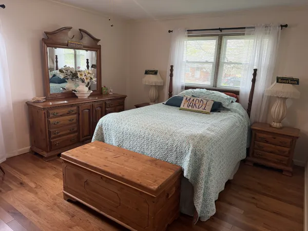 $445,000 | 906 Riverside Circle, Celina, TN 38551