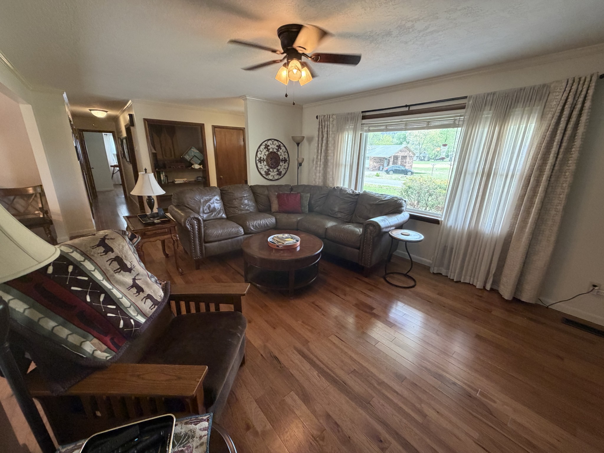 906 Riverside Circle Celina, TN 38551 - Photo 4 of 34