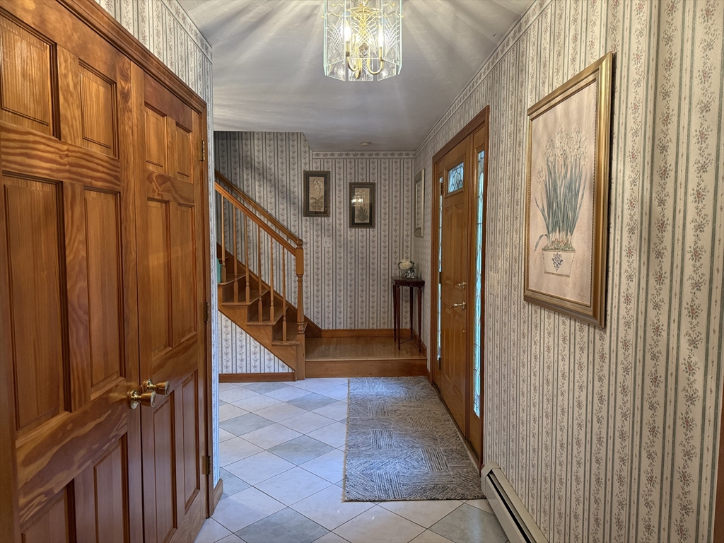11 Sanfred Road Leicester, MA 01524 - Photo 12 of 42 Gallery Image 12