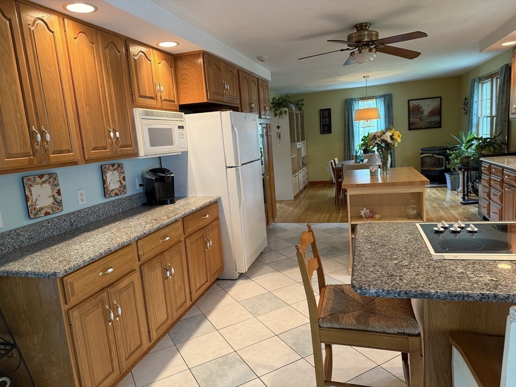11 Sanfred Road Leicester, MA 01524 - Photo 18 of 42 Gallery Image 18