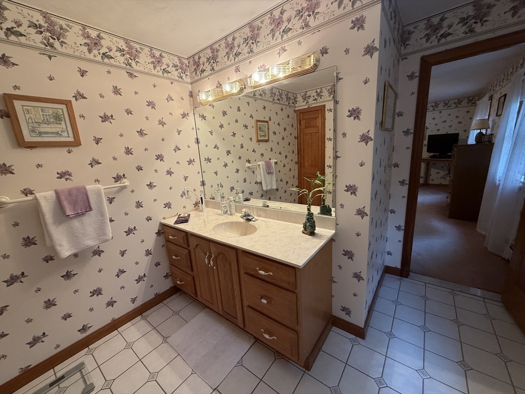 11 Sanfred Road Leicester, MA 01524 - Photo 31 of 42 Gallery Image 31