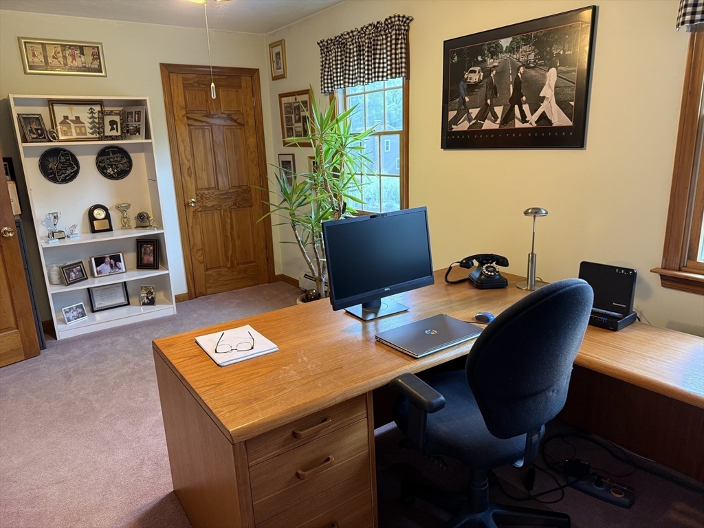 11 Sanfred Road Leicester, MA 01524 - Photo 37 of 42 Gallery Image 37