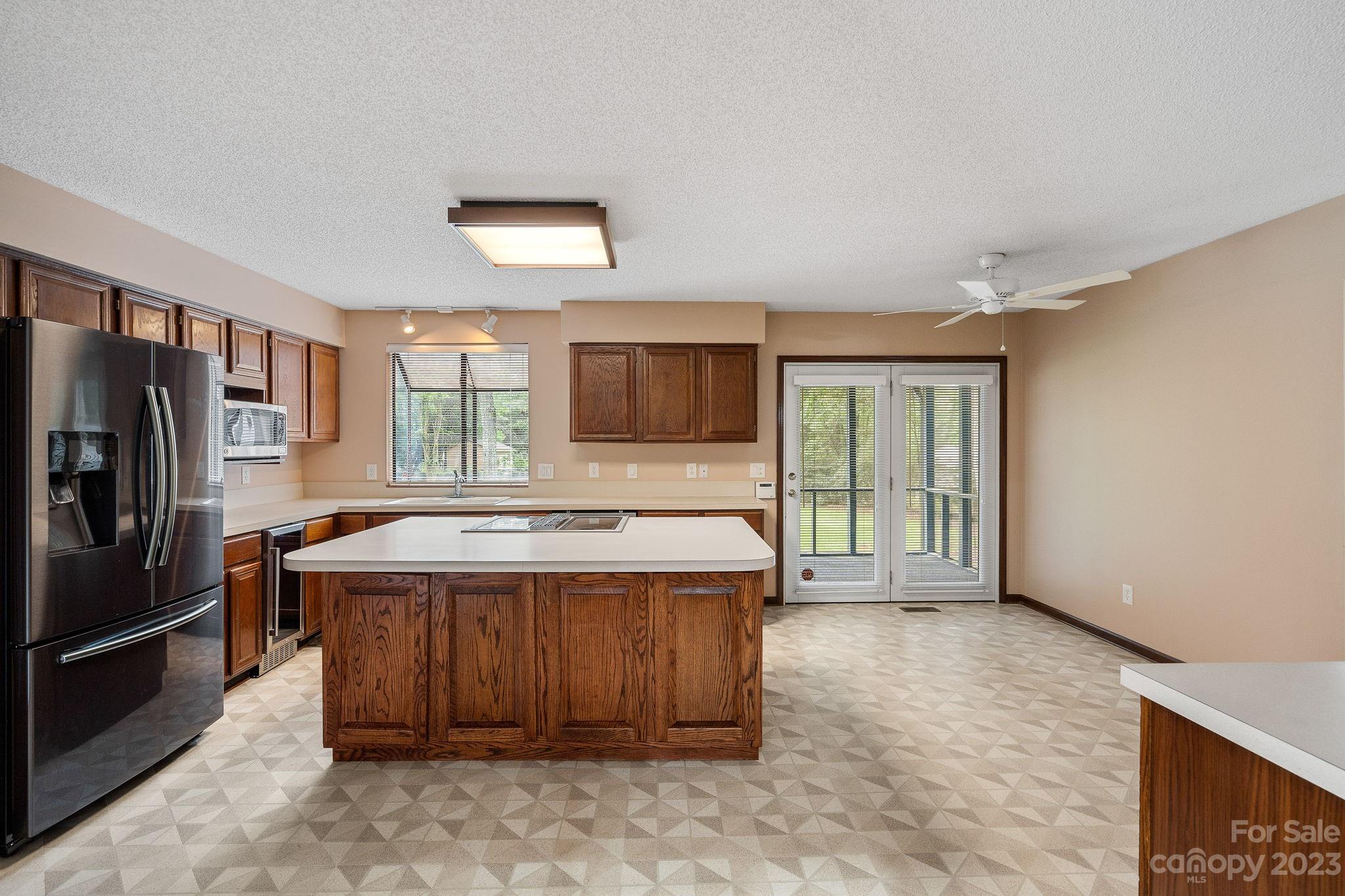 13433 Pine Harbor Road Charlotte, NC 28278 - Photo 20 of 48 Gallery Image 20