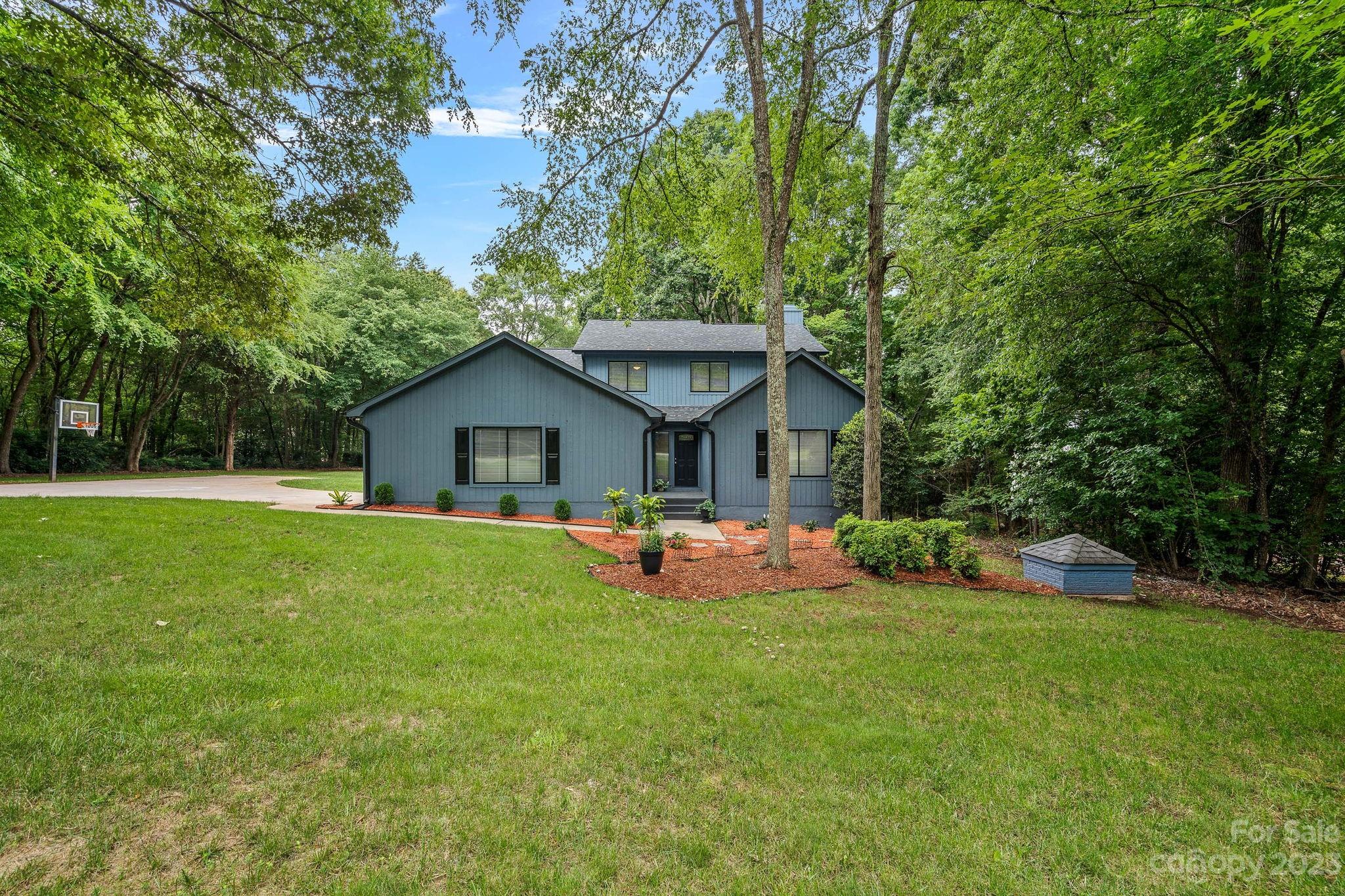 13433 Pine Harbor Road Charlotte, NC 28278 - Photo 2 of 48 Gallery Image 2