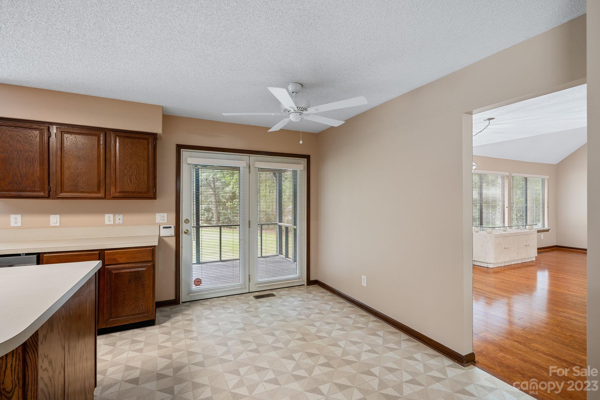 13433 Pine Harbor Road Charlotte, NC 28278 - Photo 21 of 48 Gallery Image 21