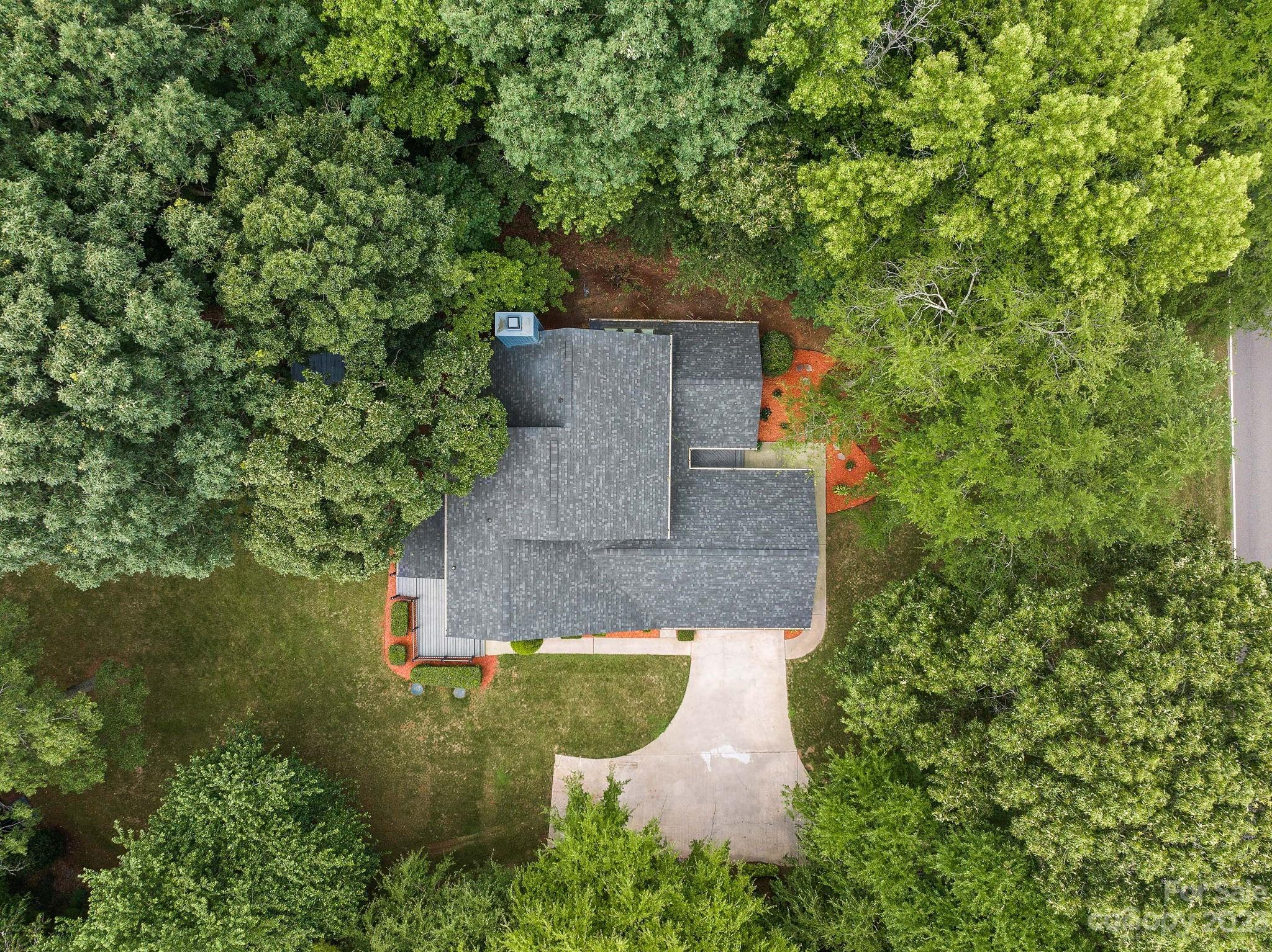 13433 Pine Harbor Road Charlotte, NC 28278 - Photo 3 of 48 Gallery Image 3