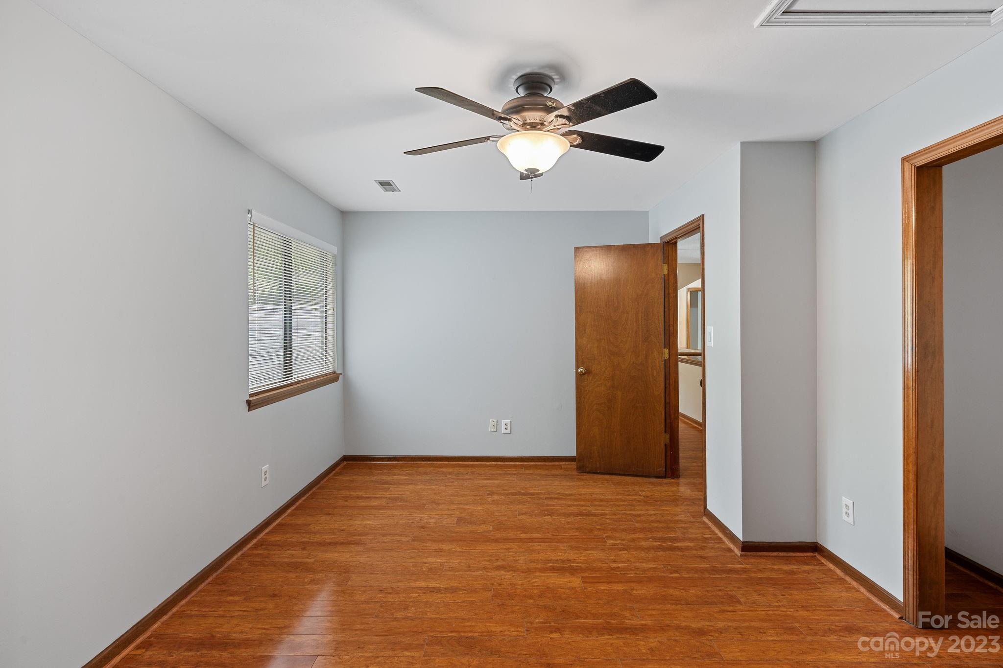 13433 Pine Harbor Road Charlotte, NC 28278 - Photo 31 of 48 Gallery Image 31