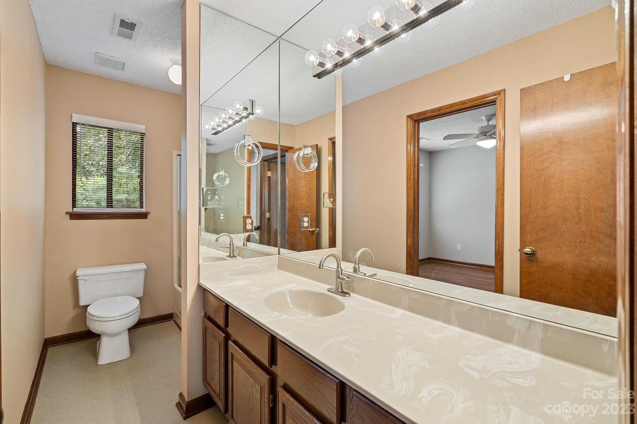 13433 Pine Harbor Road Charlotte, NC 28278 - Photo 33 of 48 Gallery Image 33