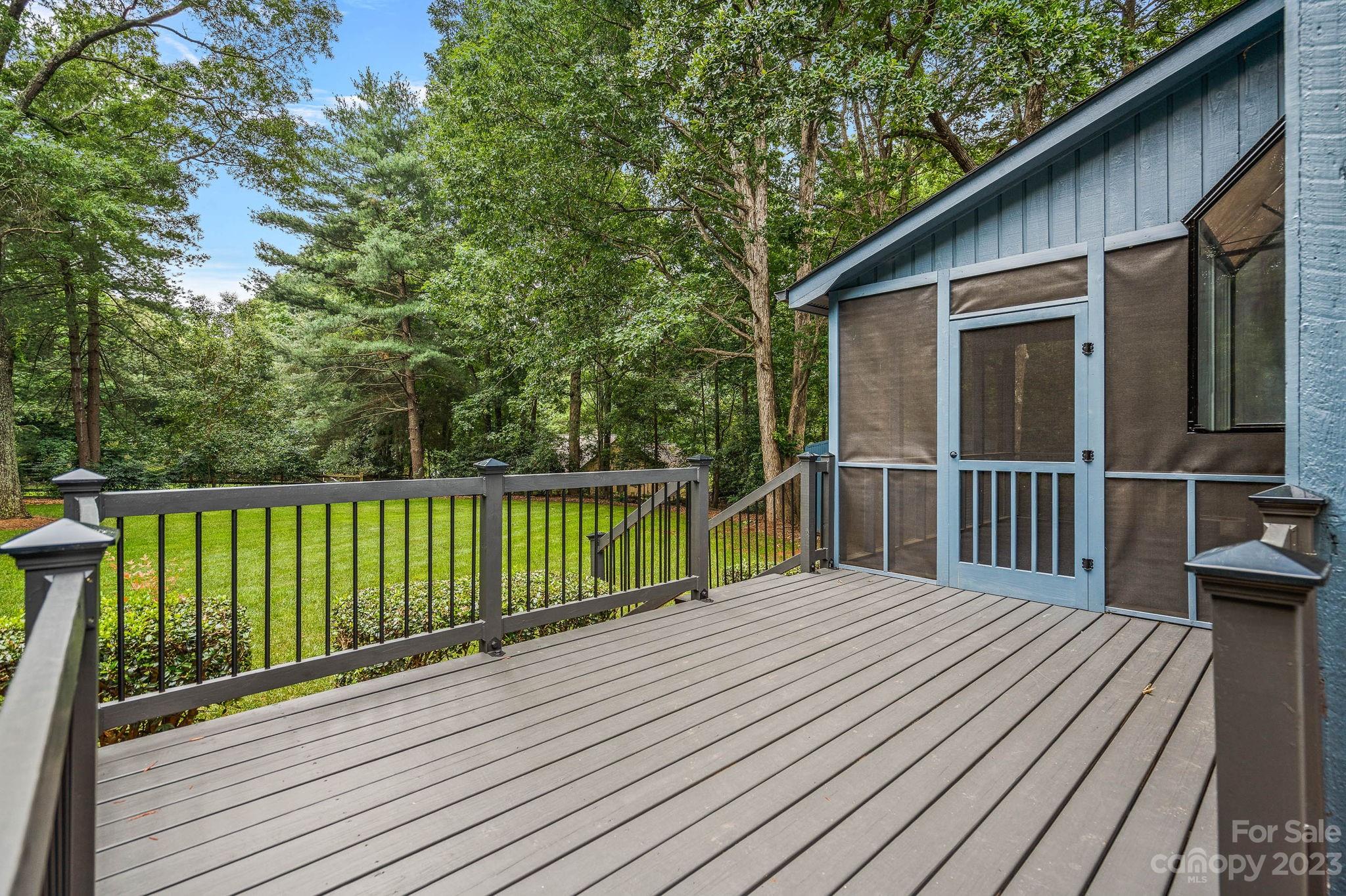 13433 Pine Harbor Road Charlotte, NC 28278 - Photo 39 of 48 Gallery Image 39