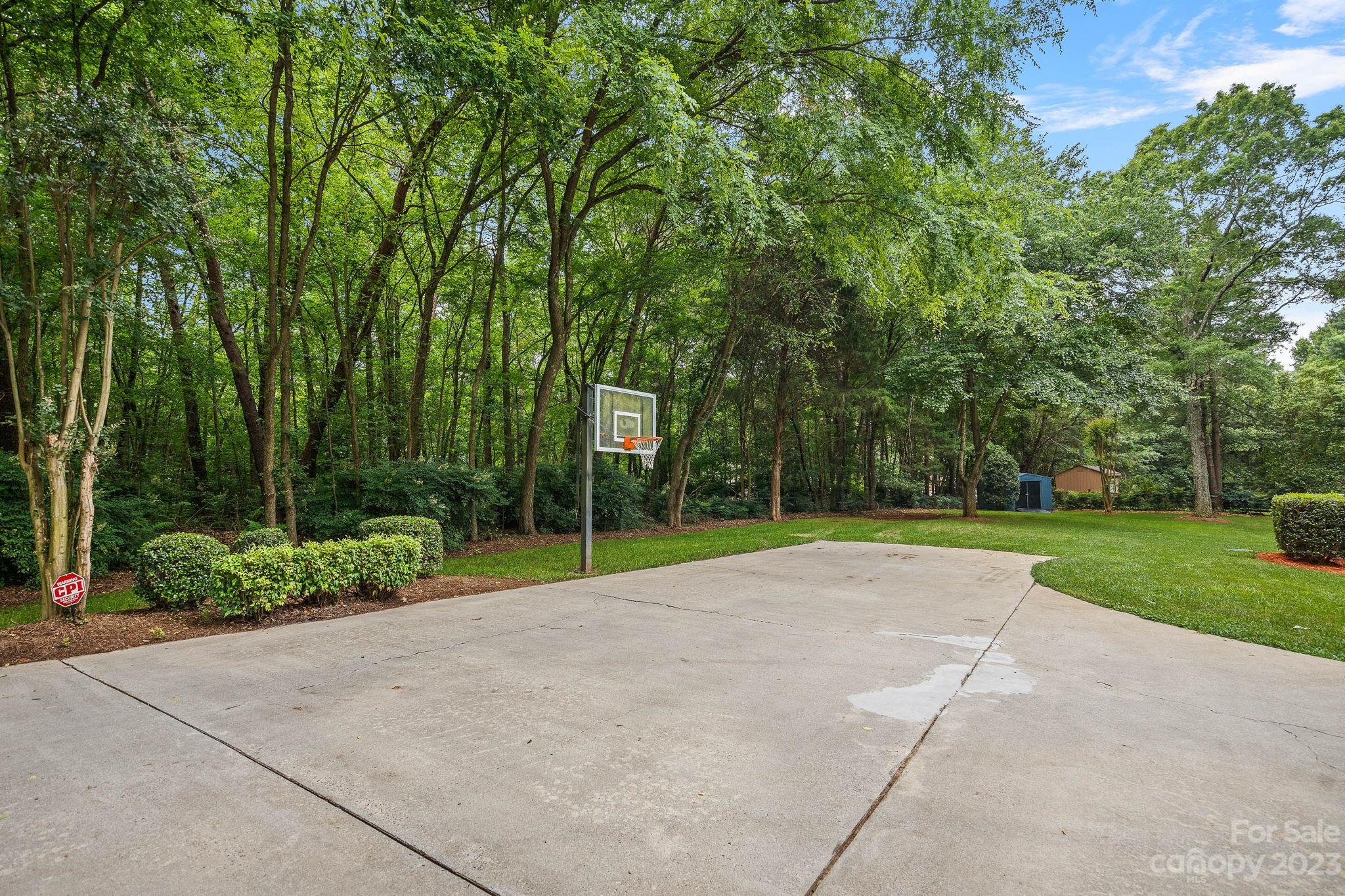 13433 Pine Harbor Road Charlotte, NC 28278 - Photo 42 of 48 Gallery Image 42