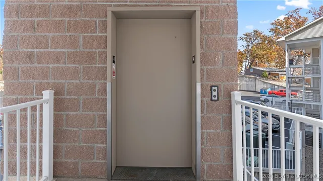 $375,000 | 18136 Millstone Cove Road, Unit 143, Gravois Mills, MO 65037