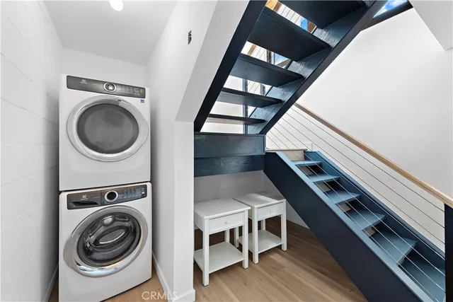 $13,995 | 866 Coast View Drive, Laguna Beach, CA 92651