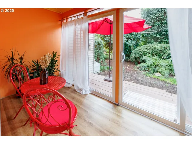 $208,900 | 490 North Hayden Island Drive, Unit 98, Portland, OR 97217