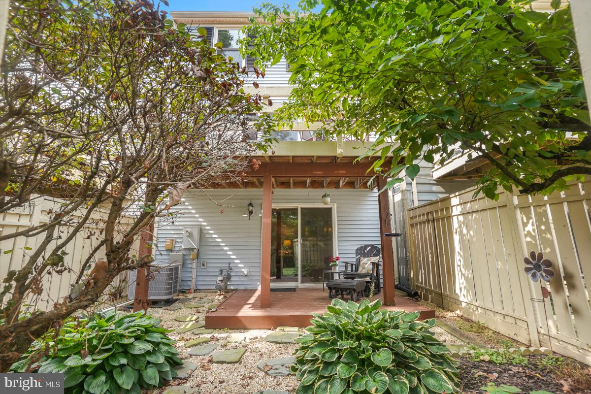 1705 Sundance Drive Reston, VA 20194 - Photo 7 of 29