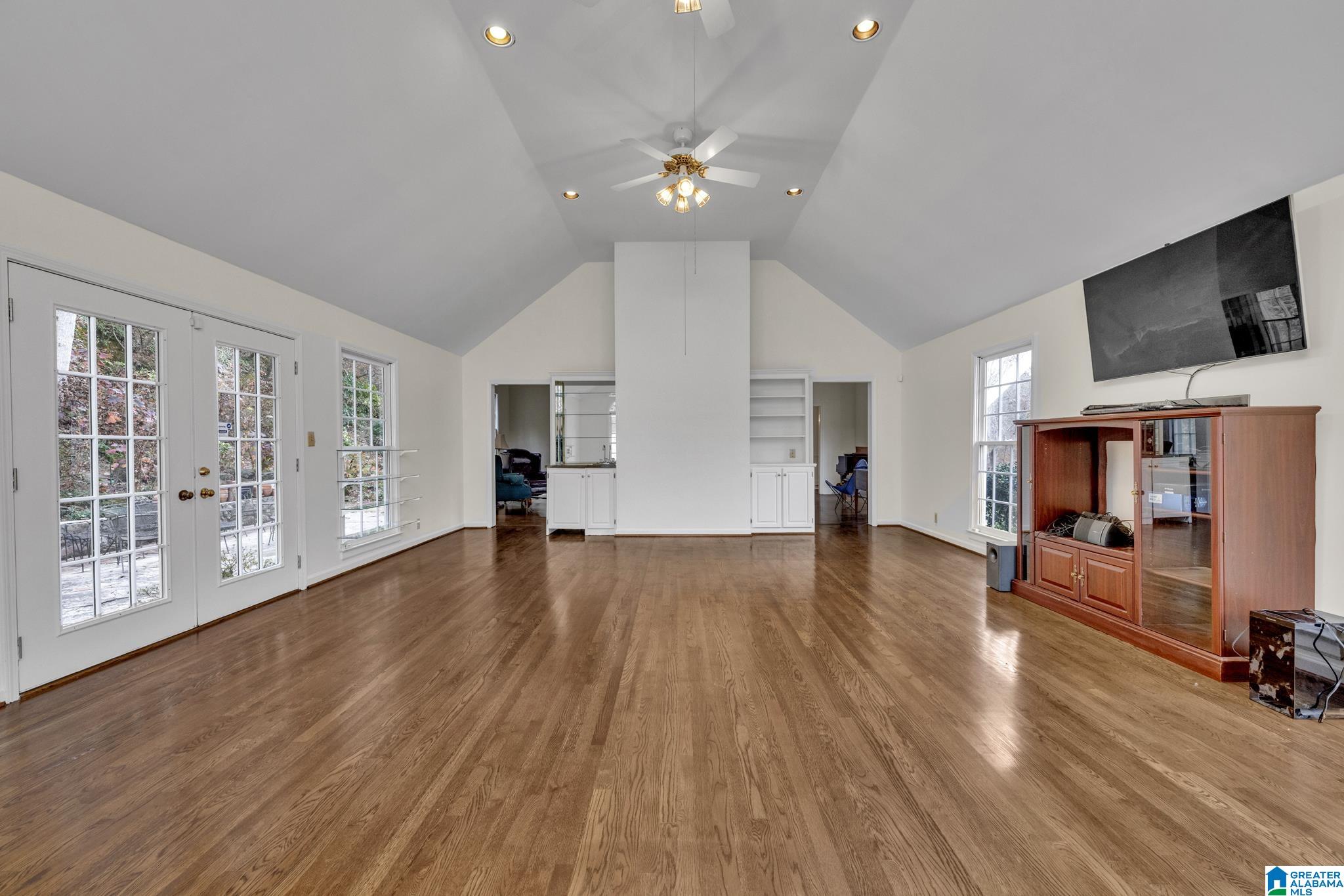 3325 Overbrook Road Birmingham, AL 35213 - Photo 10 of 55
