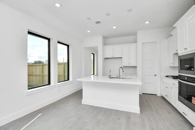 $369,239 | 6623 Canary Knl Court, Richmond, TX 77469