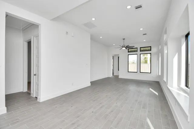 $369,239 | 6623 Canary Knl Court, Richmond, TX 77469