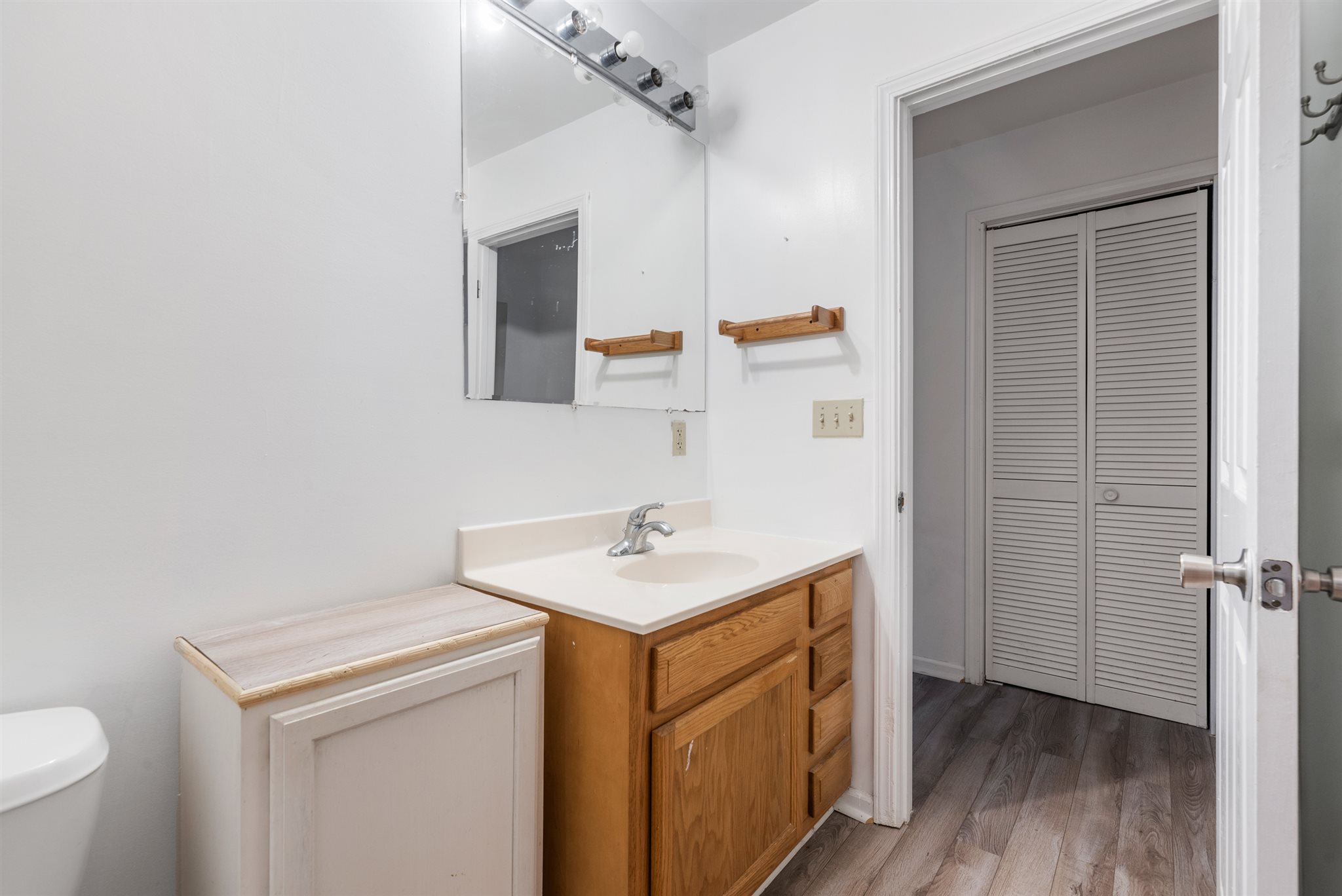 8901 West Mill Road Yorktown, IN 47396 - Photo 13 of 21
