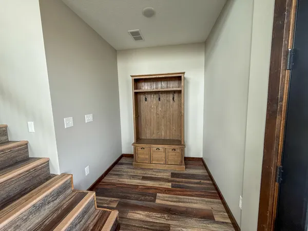 $2,000,000 | 11719 Ridgeview Road, Hokah, MN 55941