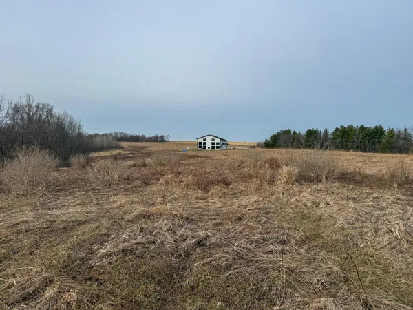 $2,000,000 | 11719 Ridgeview Road, Hokah, MN 55941