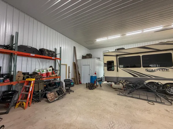 $2,000,000 | 11719 Ridgeview Road, Hokah, MN 55941