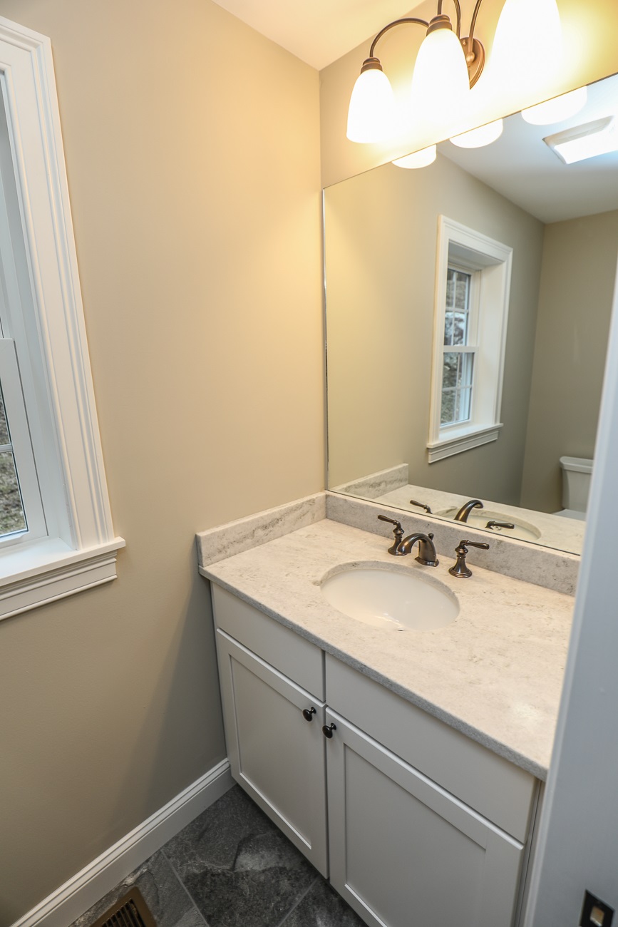 23 North Meadow Road Amherst, NH 03031 - Photo 20 of 37