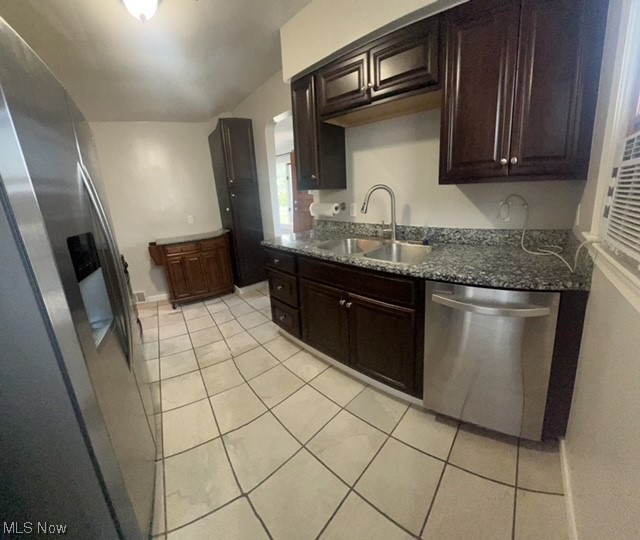 5607 Ackley Road Cleveland, OH 44129 - Photo 5 of 19 Gallery Image 5