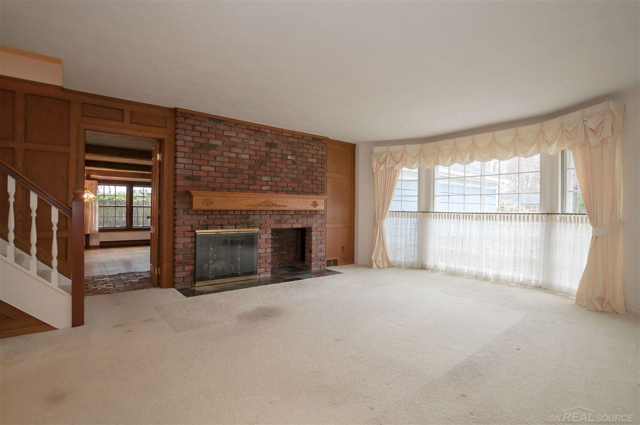 611 Shoreham Road Grosse Pointe Woods, MI 48236 - Photo 7 of 43