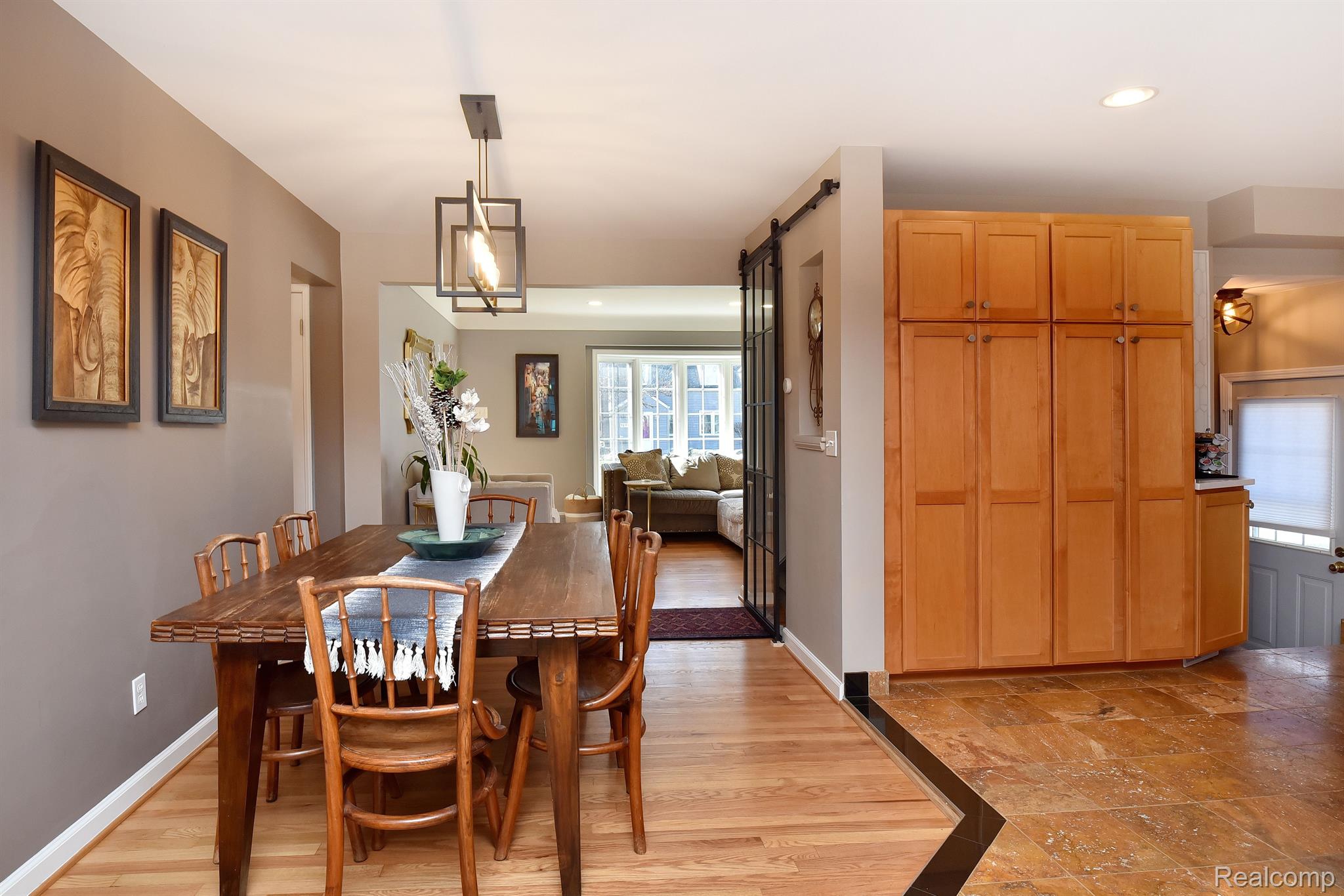 1258 Oxford Road Berkley, MI 48072 - Photo 9 of 42 Gallery Image 9