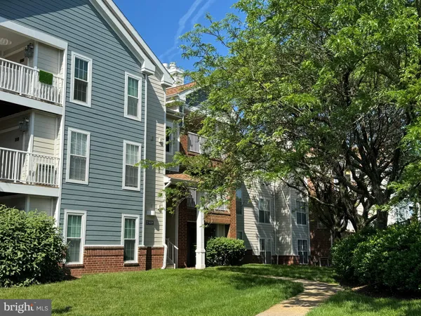 $2,250 | 21029 Timber Ridge Terrace, Unit 303, Ashburn, VA 20147