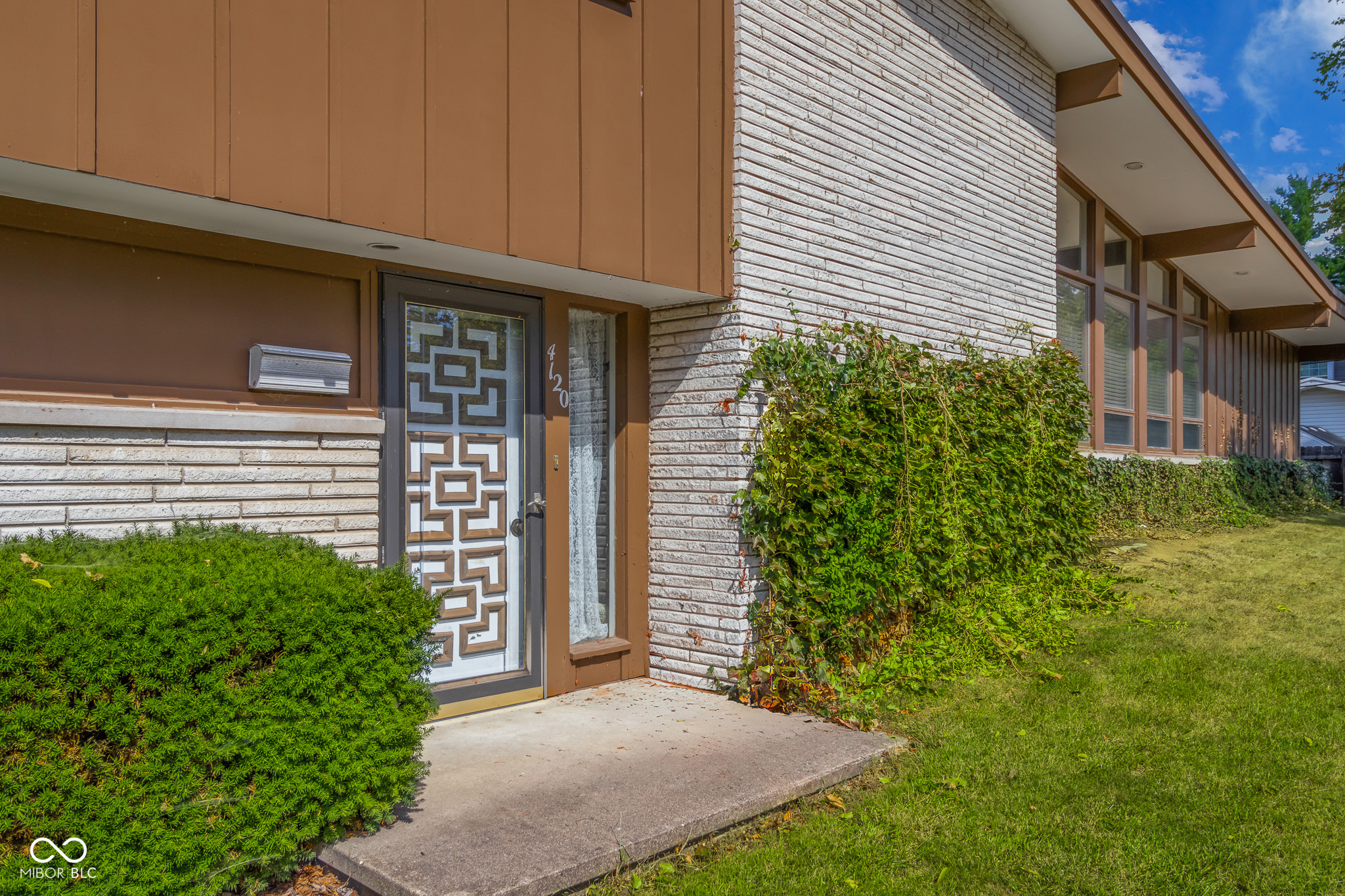 4120 Ridgeway Avenue Columbus, IN 47203 - Photo 4 of 65
