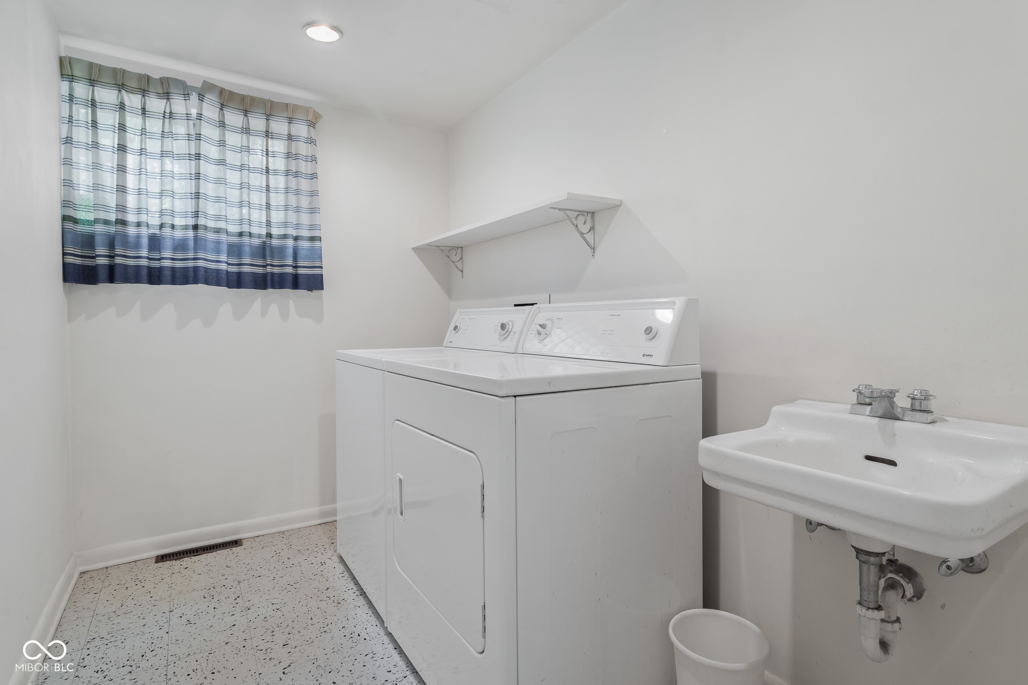 4120 Ridgeway Avenue Columbus, IN 47203 - Photo 51 of 65