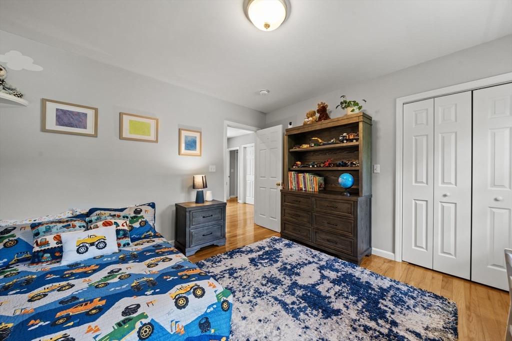 718 R Cabot Street Beverly, MA 01915 - Photo 24 of 38