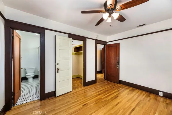 $4,995 | 2515 East 4th Street, Long Beach, CA 90814