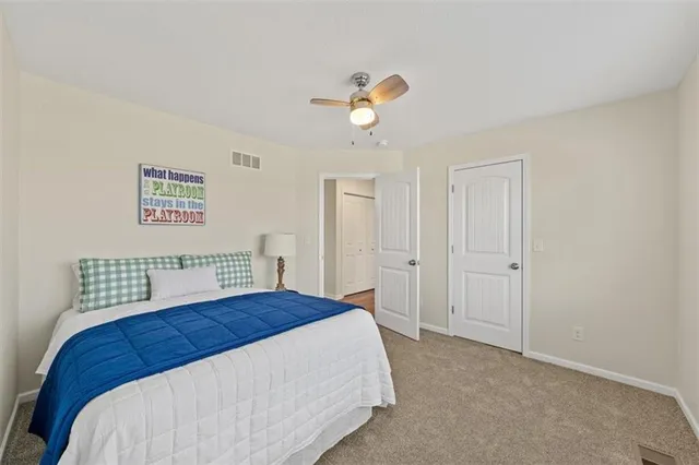 $370,000 | 1015 Northeast 91st Terrace, Kansas City, MO 64155